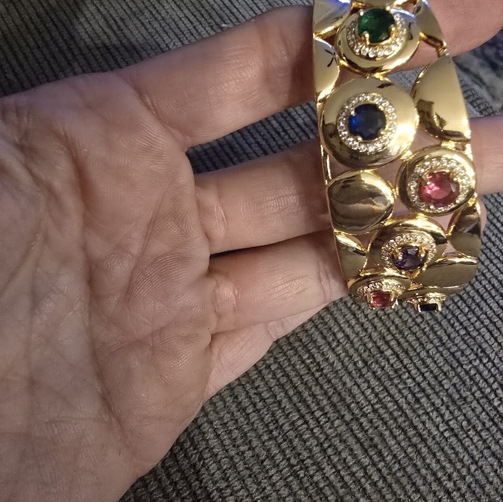 21kgp Dubai Jewelry Elegant Gold and Gemstone Bracelet and Ring Set - Picture 14 of 16